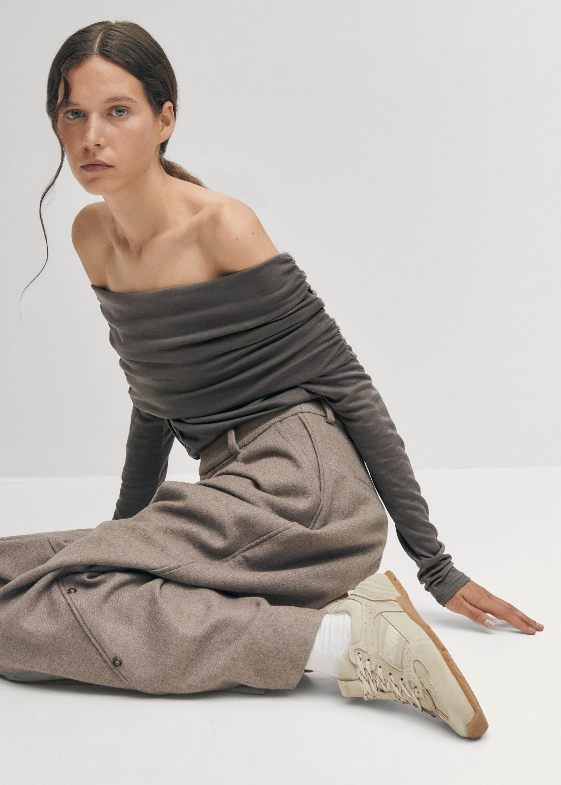 Tb.56 Suede Cream Leather Sneakers - Image 2