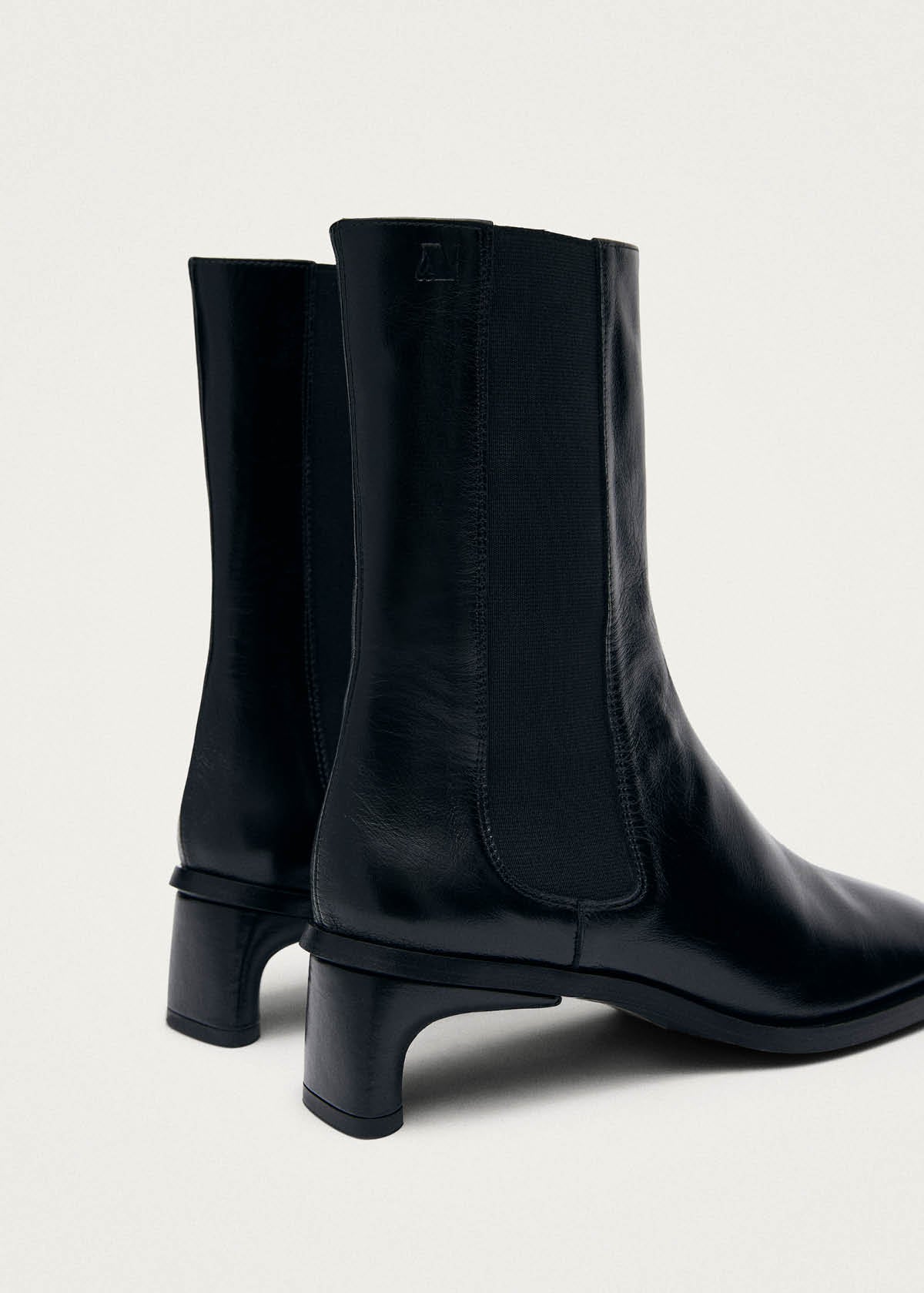 Elowen Rift Black Leather Boots - Image 4