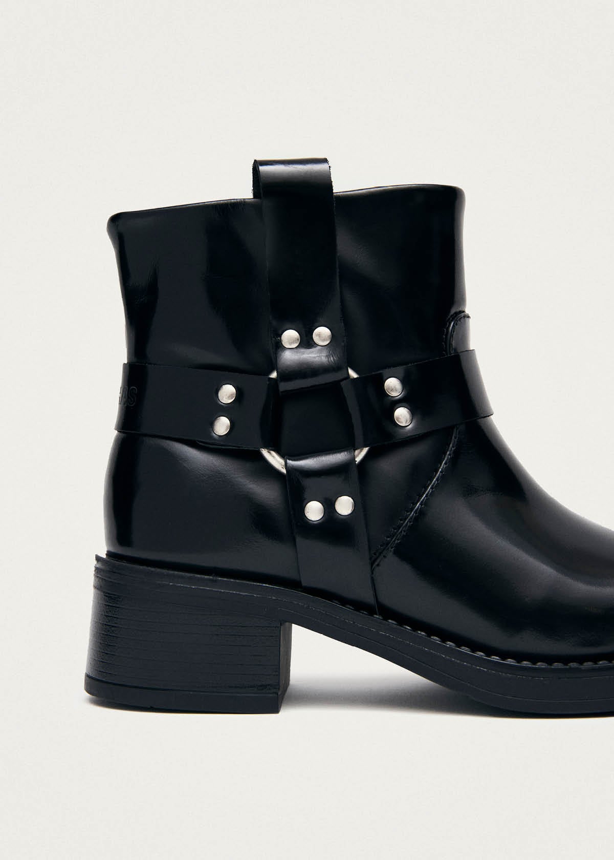 Evora Black Leather Ankle Boots - Image 5